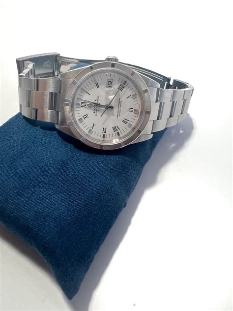 Vendesi Rolex Oyster Perpetual Date 15200 White Dial Mint